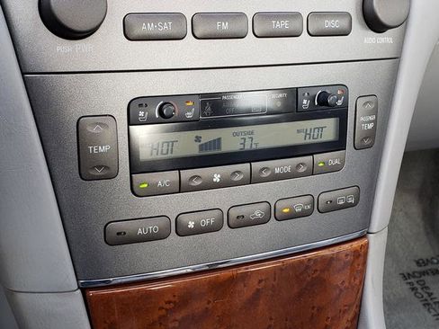 Used 2005 Lexus ES 330 image 24