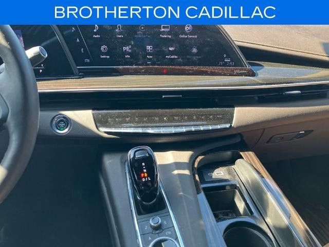 Certified 2023 Cadillac Escalade Sport w/ LPO, ONYX Package AWD/4WD image 24