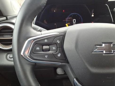 Used 2025 Chevrolet Trax ACTIV w/ Sunroof Package image 14