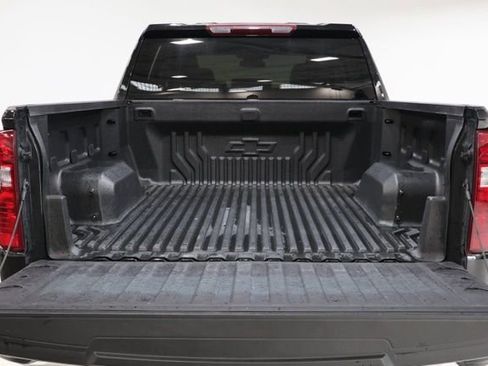 Used 2024 Chevrolet Silverado 1500 LT AWD/4WD image 34
