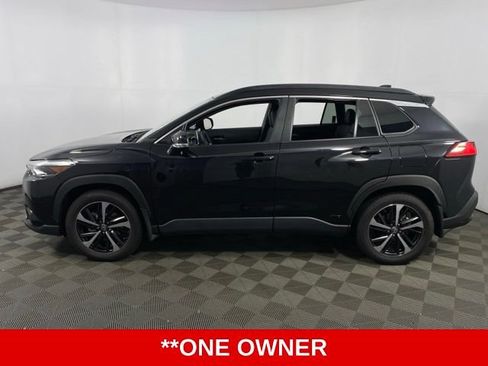 Used 2024 Toyota Corolla Cross AWD Hybrid w/ Convenience Package image 5