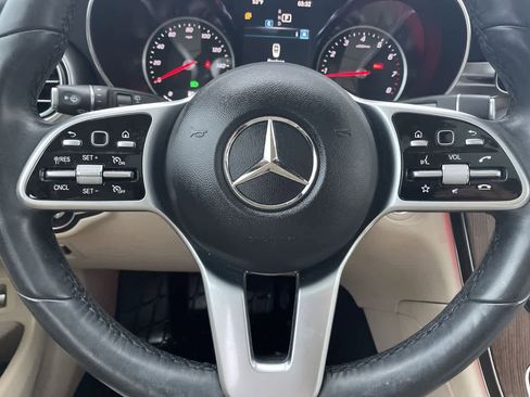 Used 2022 Mercedes-Benz GLC 300 4MATIC image 10