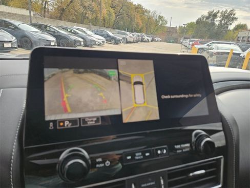 Used 2024 INFINITI QX80 Luxe image 22