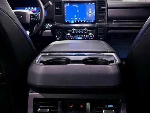 Used 2024 Ford F250 Lariat w/ FX4 Off-Road Package AWD/4WD image 35