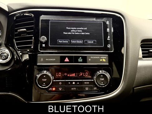 Used 2019 Mitsubishi Outlander SEL AWD/4WD image 35