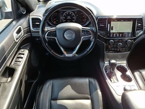 Used 2021 Jeep Grand Cherokee Limited AWD/4WD image 12