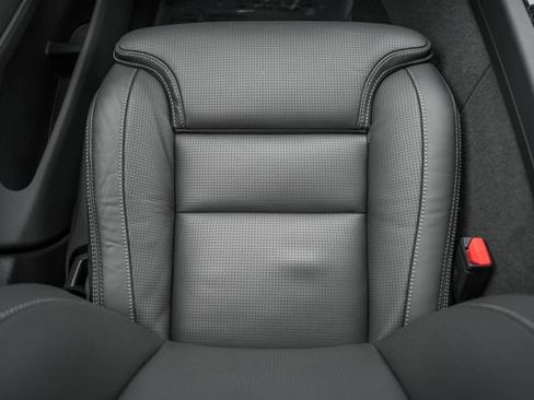 New 2026 Volvo XC60 B5 Ultra w/ Protection Package Premier image 32