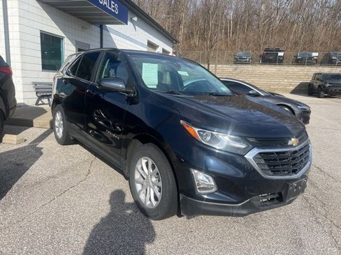Used 2021 Chevrolet Equinox LT image 2