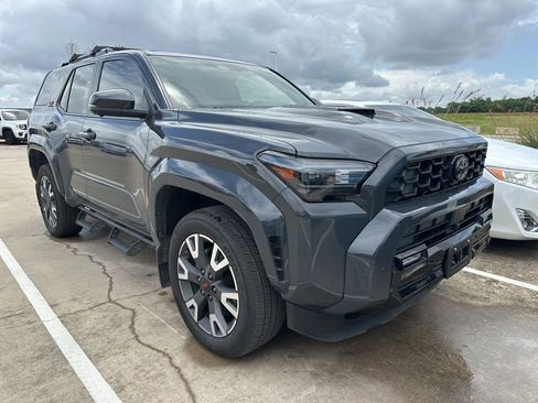 Used 2025 Toyota 4Runner TRD Sport Premium RWD image 2