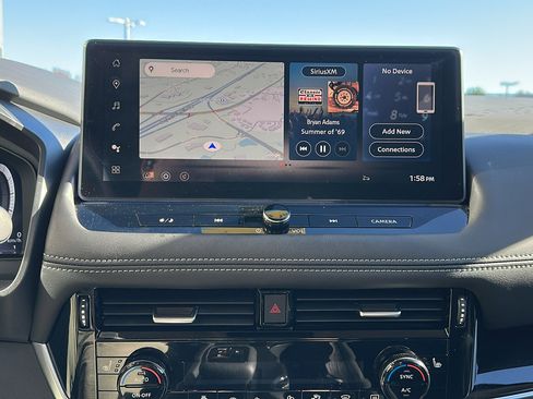 Certified 2024 Nissan Rogue SL image 17