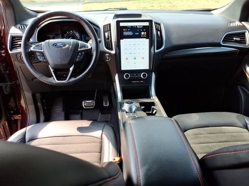 Used 2024 Ford Edge ST-Line AWD/4WD image 12