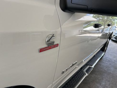 Used 2025 RAM 2500 Big Horn AWD/4WD image 16