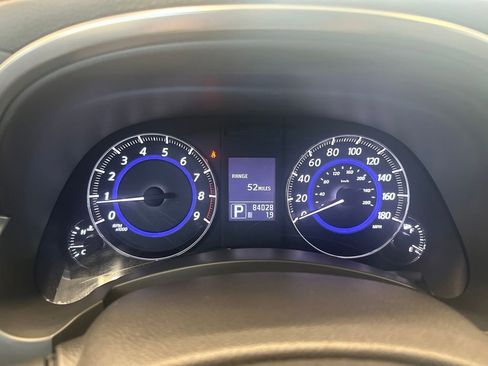 Used 2014 INFINITI QX70 AWD w/ Premium Package image 9