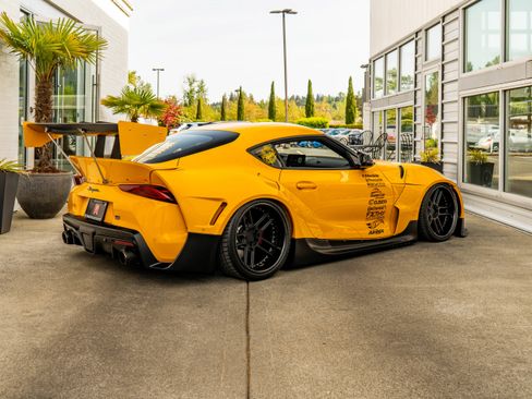 Used 2020 Toyota Supra Premium w/ Driver Assist Package RWD image 8
