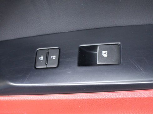 Used 2019 Toyota Camry XSE image 27