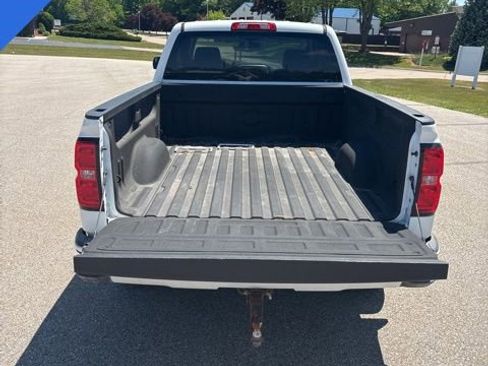 Used 2018 Chevrolet Silverado 1500 LT w/ All Star Edition AWD/4WD image 7