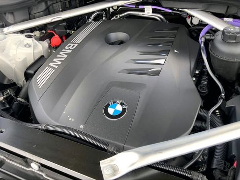 Used 2026 BMW X5 xDrive40i w/ Executive Package image 17