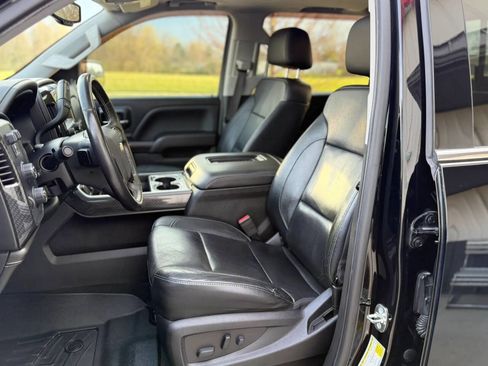 Used 2017 Chevrolet Silverado 1500 LTZ Z71 w/ LTZ Plus Package image 13