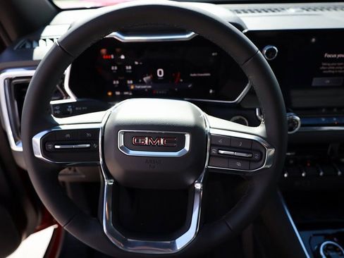 New 2026 GMC Canyon Elevation image 13