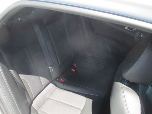 Used 2021 Kia K5 GT-Line image 15