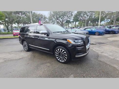 Used 2022 Lincoln Navigator Black Label image 57