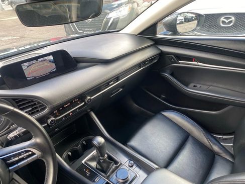 Used 2021 MAZDA MAZDA3 s image 23