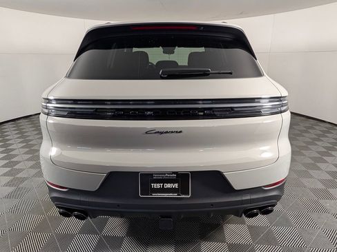 New 2026 Porsche Cayenne image 6