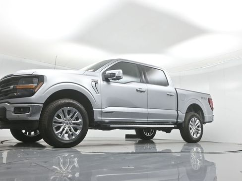 New 2025 Ford F150 XLT w/ Equipment Group 303A High image 42