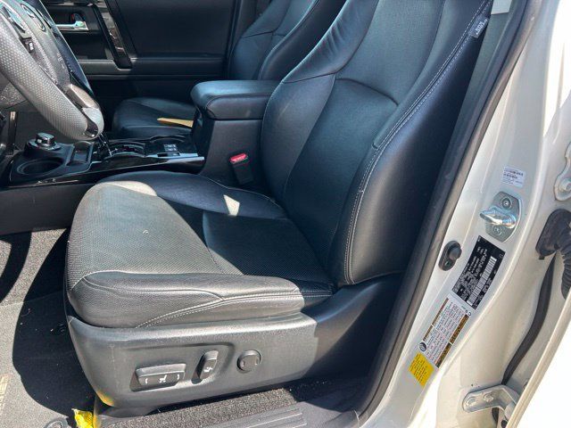 Used 2021 Toyota 4Runner Nightshade AWD/4WD image 13