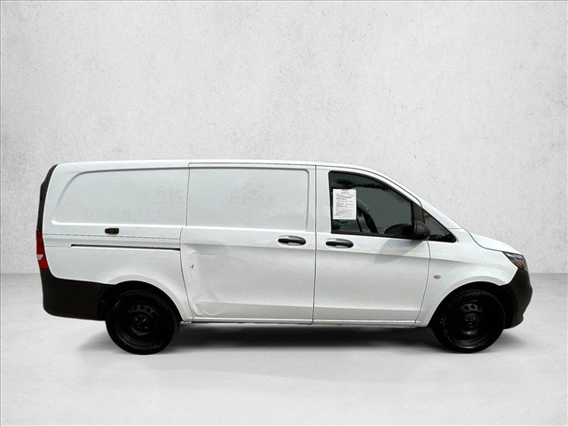 Used 2020 Mercedes-Benz Metris image 5
