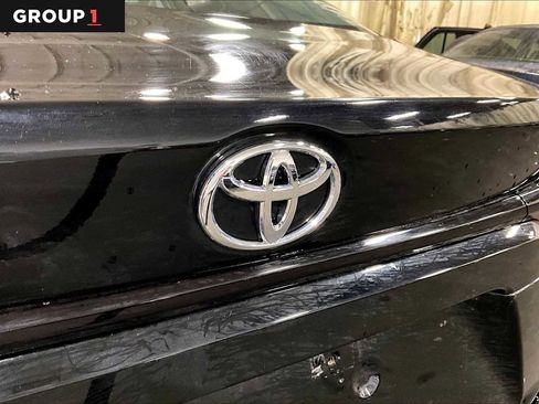 Used 2024 Toyota Corolla LE FWD image 31