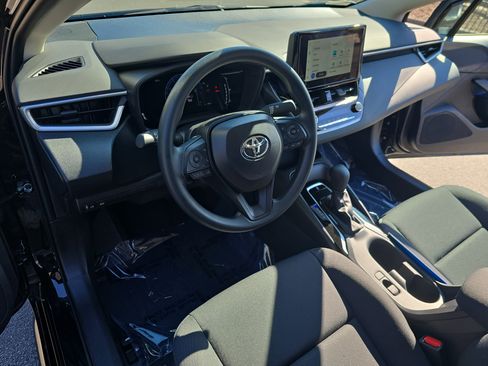 Used 2026 Toyota Corolla LE image 17