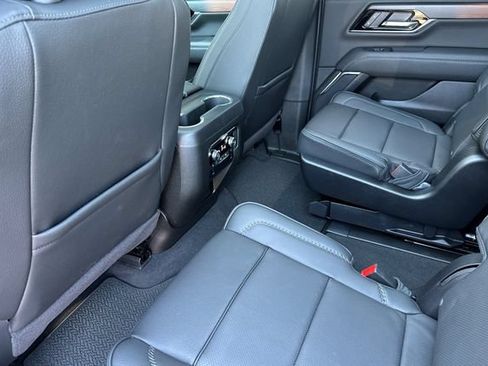 New 2026 GMC Yukon Denali w/ Sun & Power Step Package AWD/4WD image 13