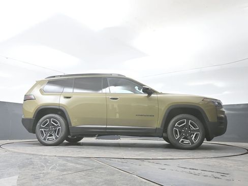 New 2026 Jeep Cherokee Limited image 36