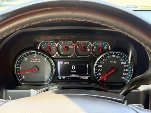 Used 2015 Chevrolet Silverado 1500 LT w/ Custom Sport Edition AWD/4WD image 38