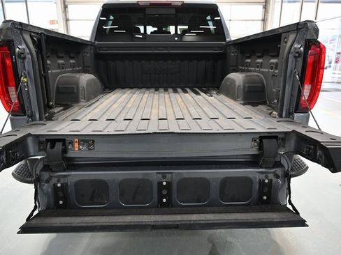 Used 2019 GMC Sierra 1500 SLT w/ SLT Premium Plus Package image 9