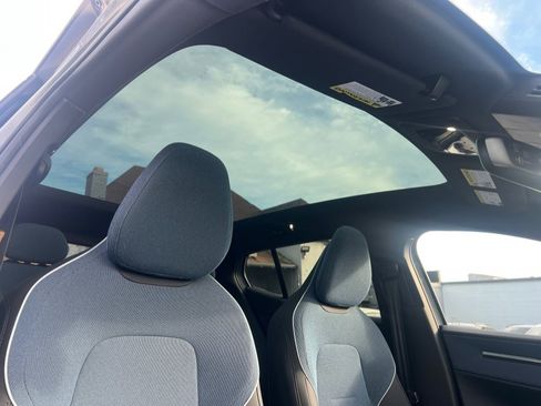 Used 2025 Volvo EX30 Ultra image 33