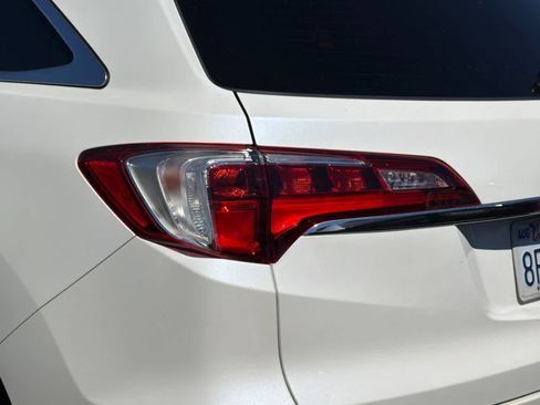 Used 2018 Acura RDX AWD image 13