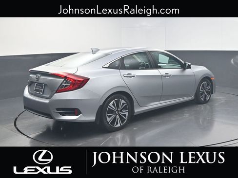 Used 2016 Honda Civic EX-T image 9