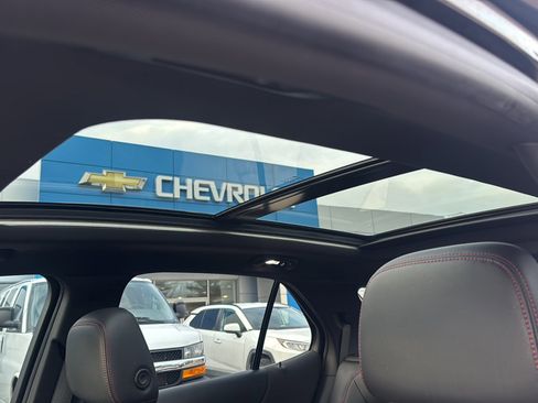 Used 2022 Chevrolet Equinox RS w/ RS Leather Package image 41