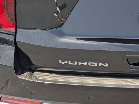 New 2025 GMC Yukon XL Denali w/ Sun & Power Step Package image 27