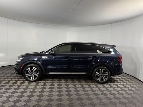 Used 2023 Kia Sorento EX image 11