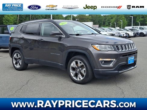 Used 2019 Jeep Compass Limited AWD/4WD image 1