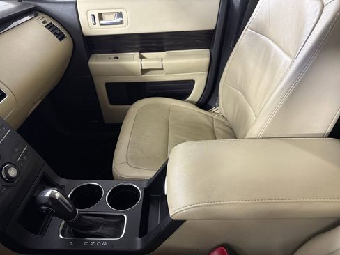 Used 2017 Ford Flex SEL w/ Equipment Group 202A image 17