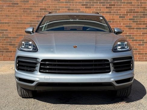 Certified 2023 Porsche Cayenne w/ Premium Package AWD/4WD image 10