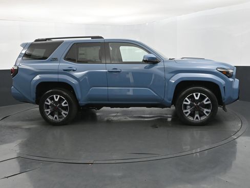 Used 2025 Toyota 4Runner TRD Sport Premium AWD/4WD image 6