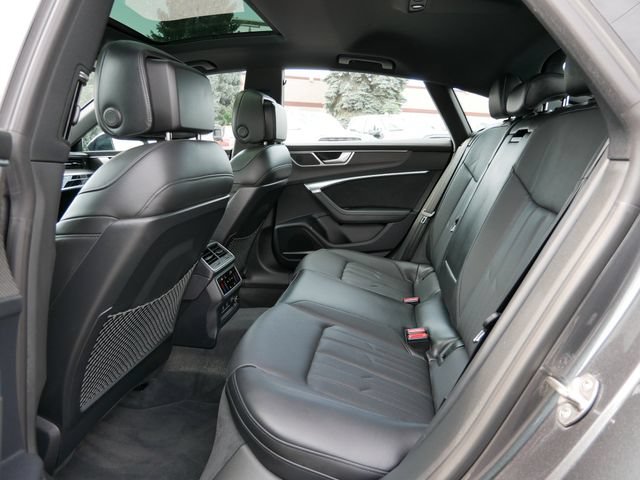 Used 2022 Audi RS 7 Sportback AWD/4WD image 15