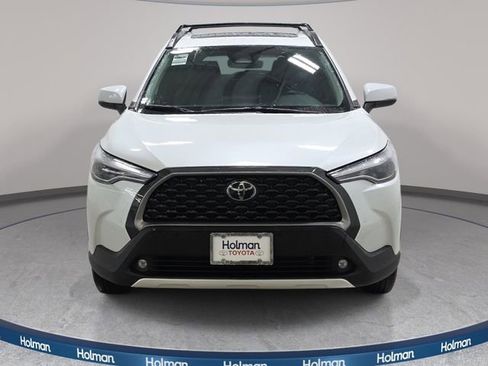 Certified 2023 Toyota Corolla Cross XLE w/ Convenience Package image 2