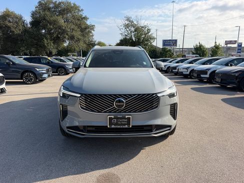 Certified 2026 Volvo XC90 B6 Plus AWD/4WD image 8