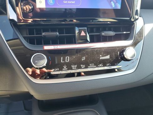 New 2026 Toyota Corolla LE image 18